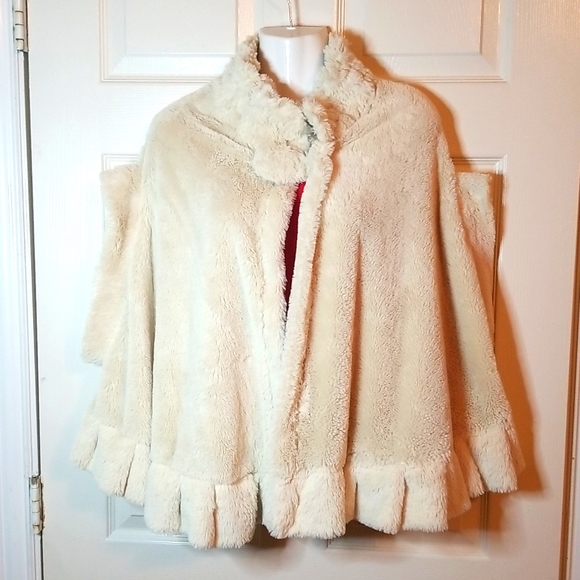 Jackets & Blazers - Womens Faux Fur Cream Cape Vest Coat